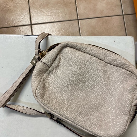 Kate Spade Purse - Picture 5 of 7